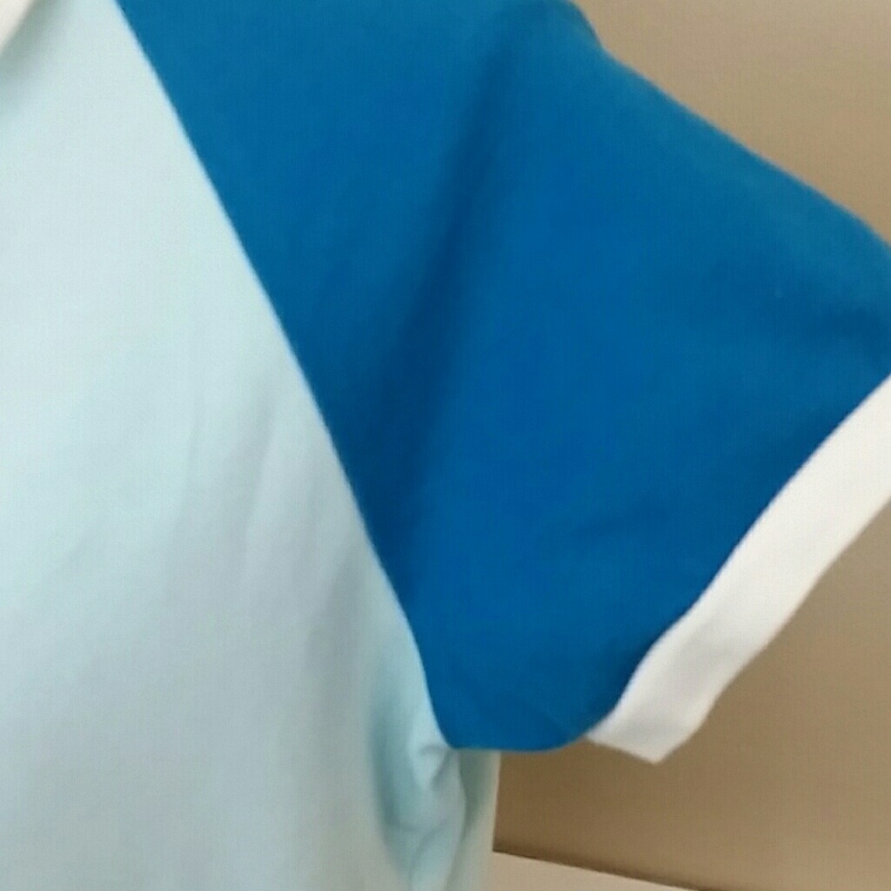 Bright Tee - Picture 4 of 6